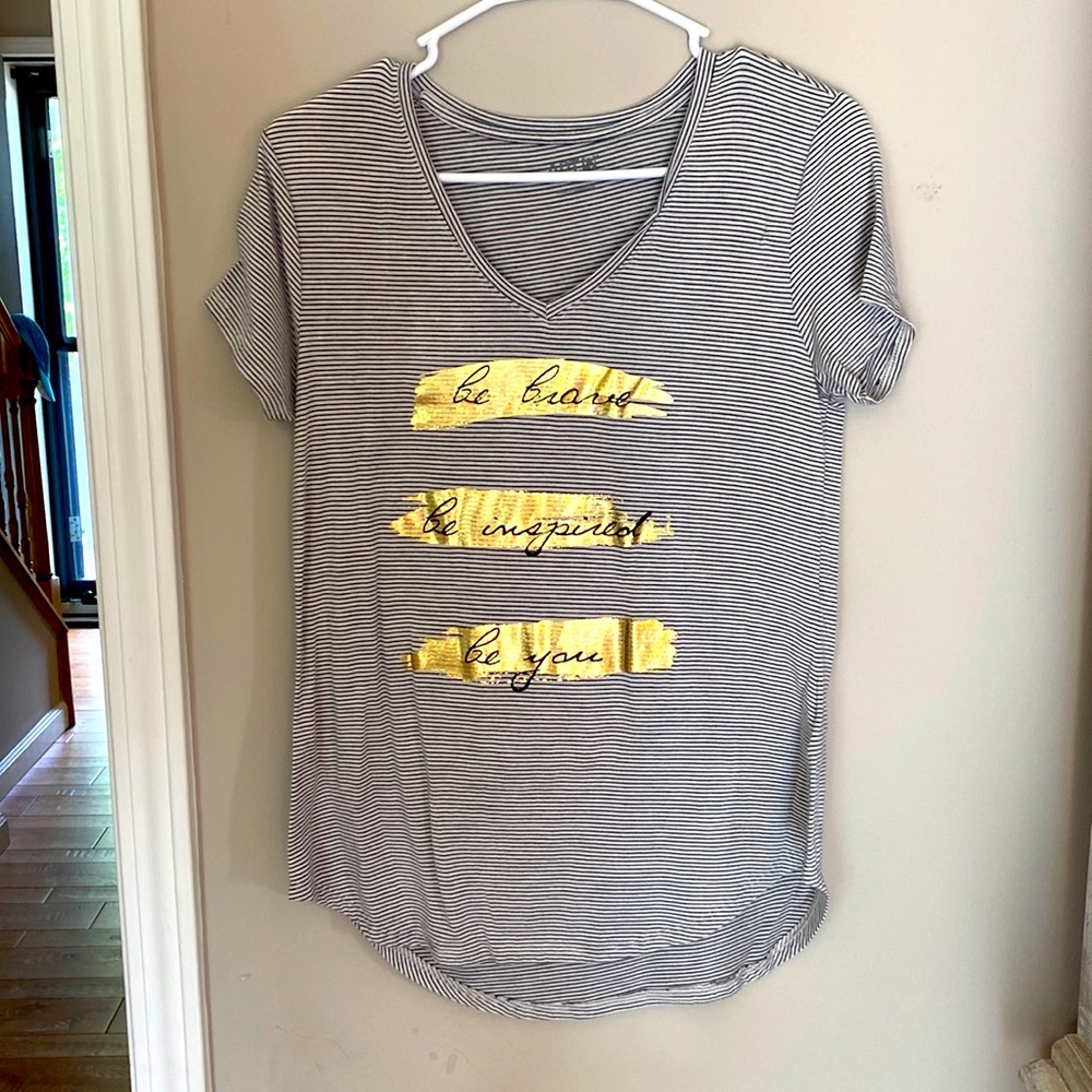 Apt. 9 Size Medium black, and white striped with gold detail EUC Super Soft